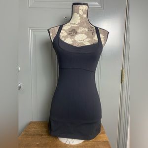 Lululemon Women’s Tank Top Size 6